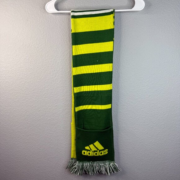 Portland Timbers Pocket Scarf - Picture 3 of 8